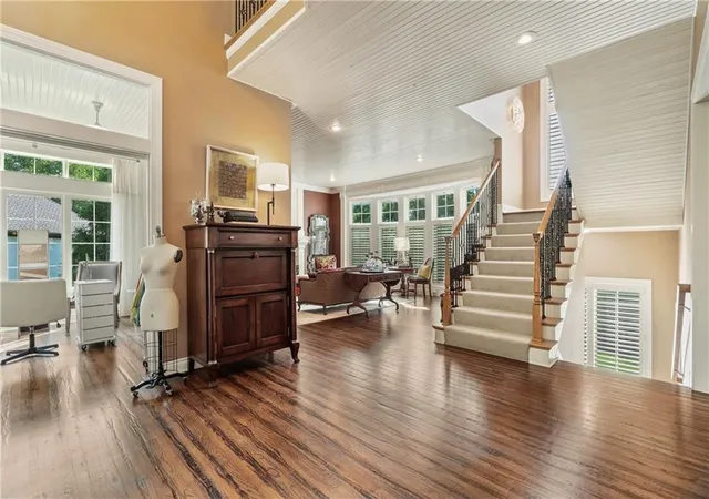 Photo 4 of Single family home for sale at 2645 W 139Th Ter, Leawood, KS 66224 | MLS# 2638283 | Listing updated on 2026-10-17
