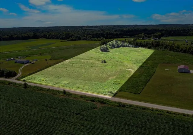 1st image of 4742 Douglas Ter, Lane, KS 66042 | MLS# 2638286