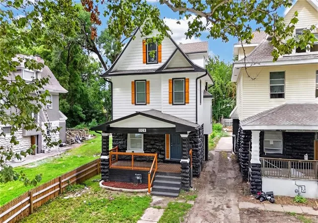 Photo 1 of Single family home for sale at 3328 Prospect Ave, Kansas City, MO 64128 | MLS# 2638287 | Listing updated on 2026-08-29