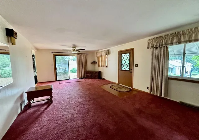 10th image of 1609 Green Valley Rd, St Joseph, MO 64505 | MLS# 2638295