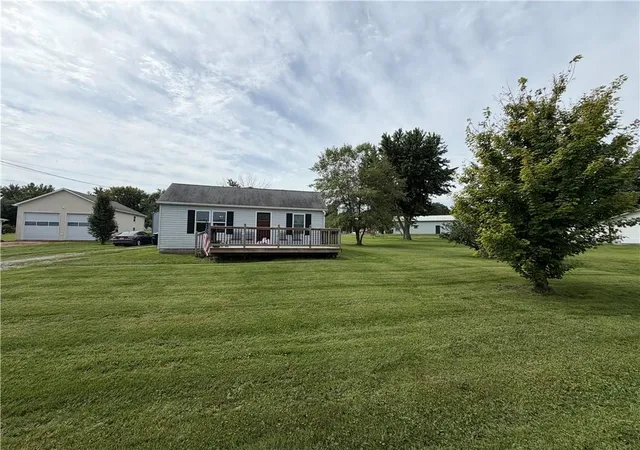 Photo 3 of Single family home for sale at 510 W Samuel St, Hamilton, MO 64644 | MLS# 2638304 | Listing updated on 2026-08-24