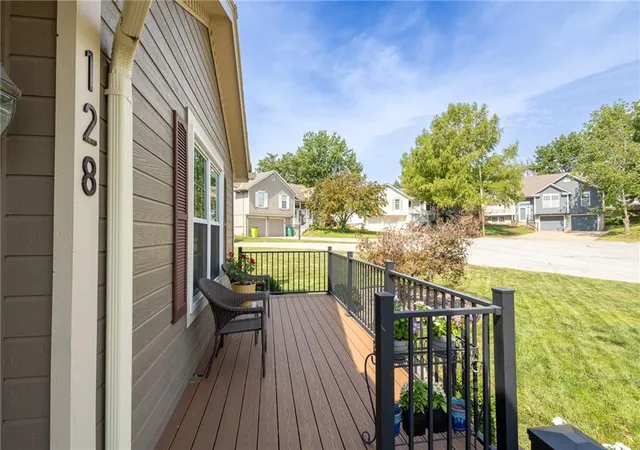 Photo 3 of Single family home for sale at 128 Sw Tess Ct, Lee's Summit, MO 64081 | MLS# 2638305 | Listing updated on 2026-10-05
