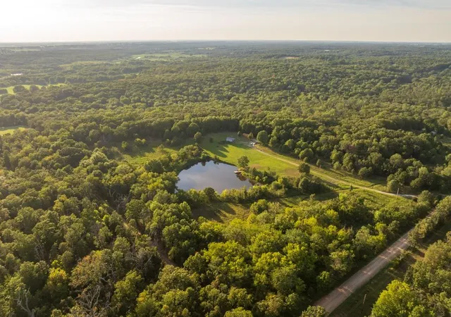 Photo 3 of Sale Pending at 1085 Nw 501 Rd, Osceola, MO 64776 | MLS# 2638312 | Listing updated on 2026-08-25