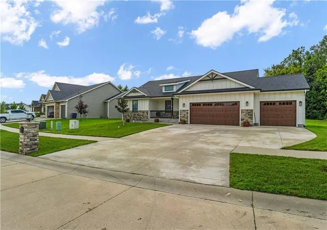 Photo 3 of Single family home for sale at 4814 Nature Ave, Manhattan, KS 66502 | MLS# 2638314 | Listing updated on 2026-09-28