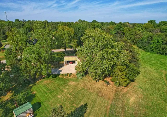 Photo 3 of Single family home for sale at 1406 North St, Atchison, KS 66002 | MLS# 2638339 | Listing updated on 2026-09-22