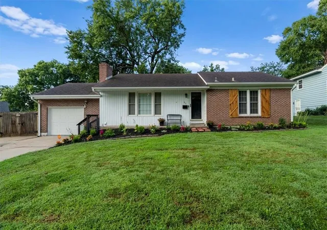 Photo 1 of Single family home for sale at 615 Rankin Rd, Independence, MO 64055 | MLS# 2638351 | Listing updated on 2026-09-01