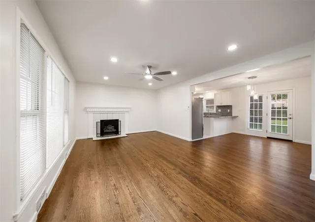 Photo 3 of Single family home for sale at 615 Rankin Rd, Independence, MO 64055 | MLS# 2638351 | Listing updated on 2026-09-01