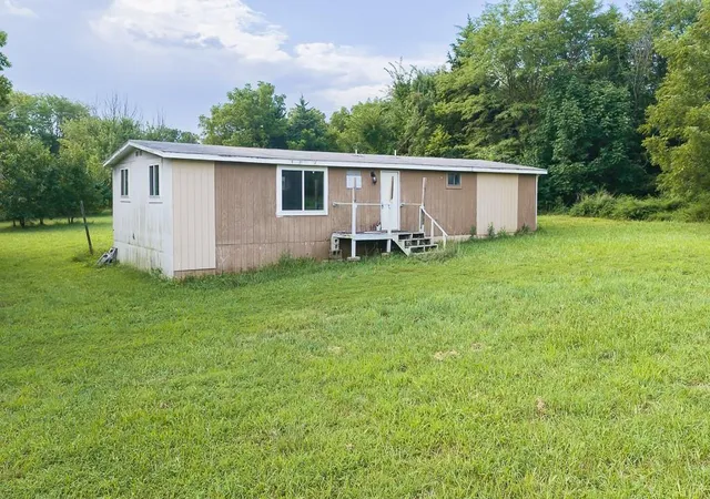 1st image of 9445 Village Ln, Ozawkie, KS 66070 | MLS# 2638367