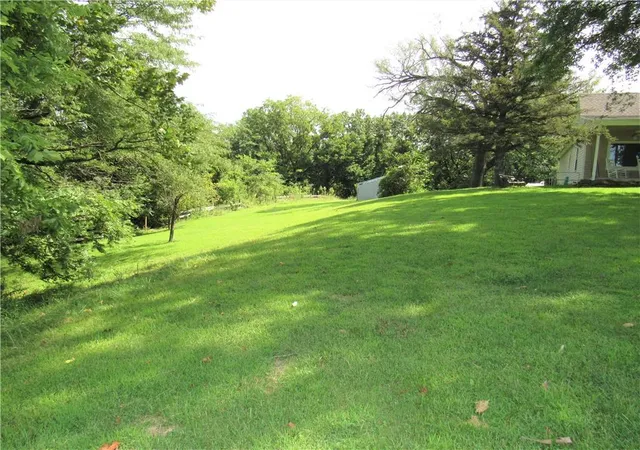 5th image of 10615 Hillsboro Rd, Platte City, MO 64079 | MLS# 2638372