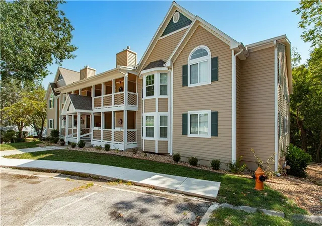 2nd image of 4323 S Megan Ct #1, Independence, MO 64055 | MLS# 2638396