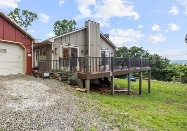 1st image of 29801 Eastbank Dr, Warsaw, MO 65355 | MLS# 2638398