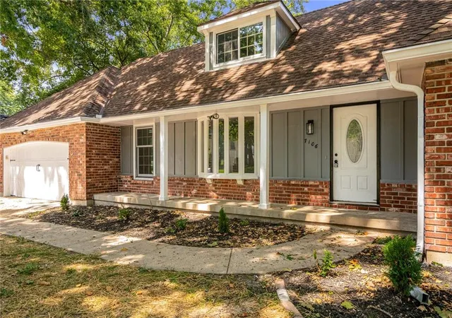 Photo 3 of Sale Pending at 7106 E 127th St, Grandview, MO 64083 | MLS# 2638413 | Listing updated on 2026-09-26