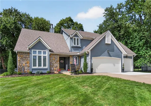 Photo 1 of Sale Pending at 12830 High Dr, Leawood, KS 66209 | MLS# 2638415 | Listing updated on 2026-09-25