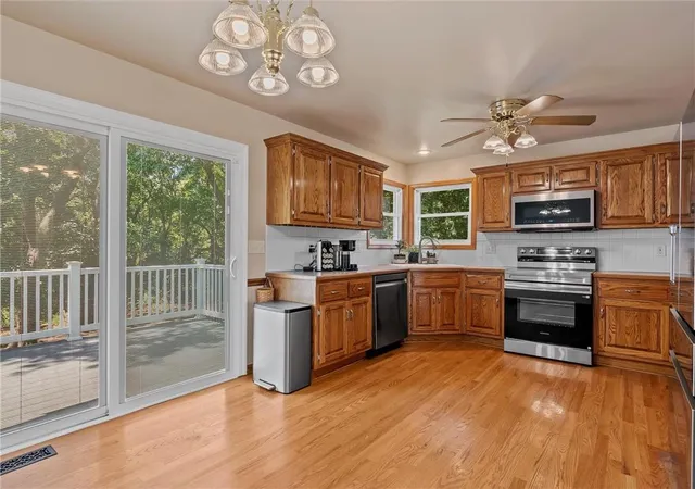 Photo 4 of Sale Pending at 14606 St Andrews Dr, Grandview, MO 64030 | MLS# 2638429 | Listing updated on 2026-08-29