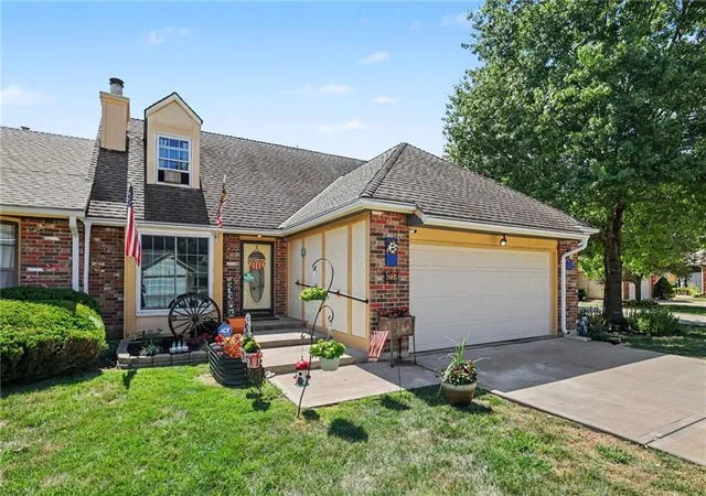 Photo 2 of Multi family home for sale at 601 E 120th Street, Kansas City, MO 64145 | MLS# 2638433 | Listing updated on 2026-10-08