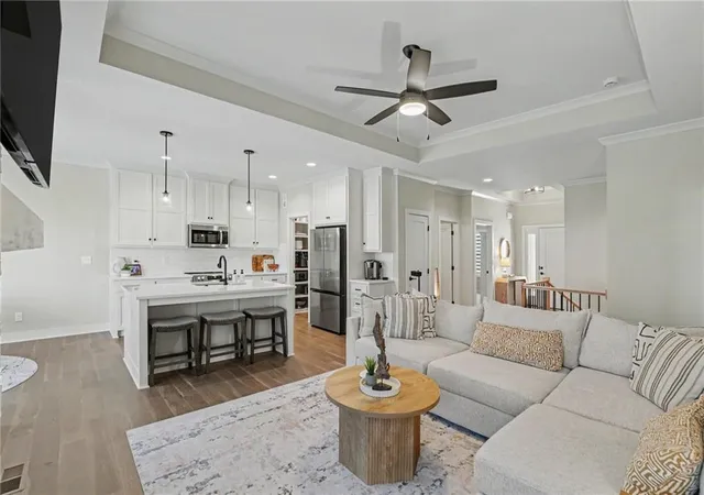 image of 24956 W 94th Pl, Lenexa, KS 66227 | MLS# 2638434