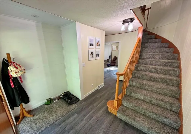 2nd image of 321 S Clayton Ave, Maryville, MO 64468 | MLS# 2638459
