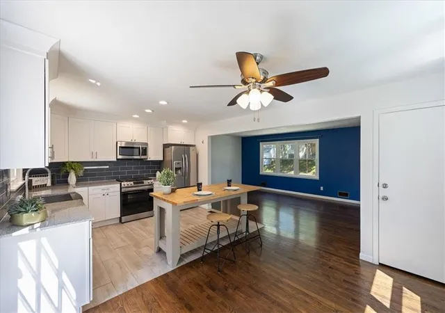 Photo 4 of Sale Pending at 15 W 91St St, Kansas City, MO 64114 | MLS# 2638474 | Listing updated on 2026-10-06