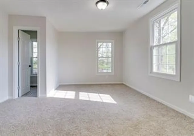 5th image of 407 Olive St, Leavenworth, KS 66048 | MLS# 2638476