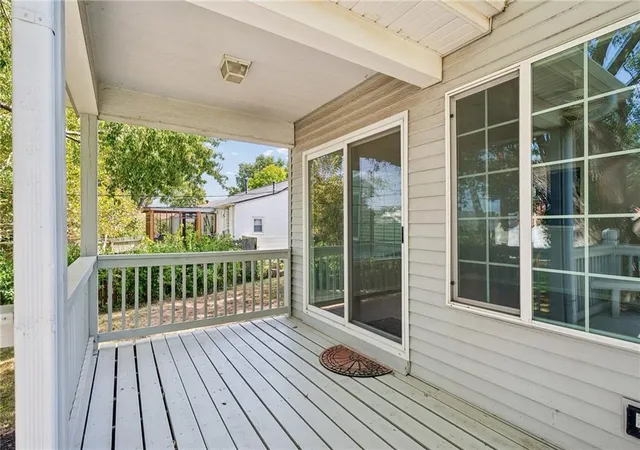 Photo 4 of Single family home for sale at 11318 W 66th Terrace, Shawnee, KS 66203 | MLS# 2638487 | Listing updated on 2026-09-19