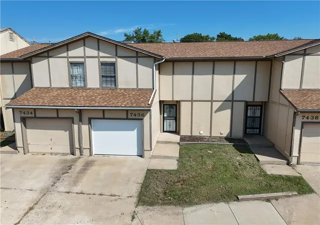 Photo 1 of Sale Pending at 7436 E 115th Ter, Kansas City, MO 64134 | MLS# 2638491 | Listing updated on 2026-09-03