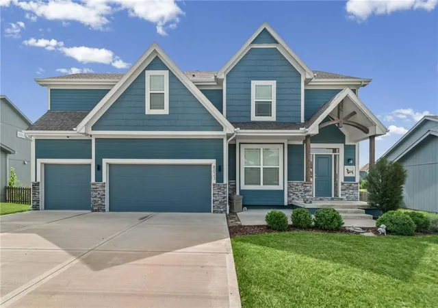 Photo 1 of Single family home for sale at 8023 Ne 102nd Street, Kansas City, MO 64157 | MLS# 2638494 | Listing updated on 2026-09-19