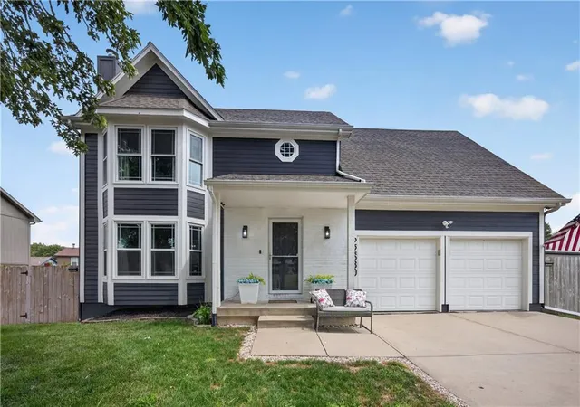 3rd image of 22680 S Franklin St, Spring Hill, KS 66083 | MLS# 2638498