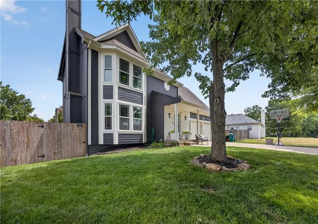 4th image of 22680 S Franklin St, Spring Hill, KS 66083 | MLS# 2638498