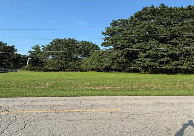 Photo 1 of Land for sale at 5415 Nw Roanridge Rd, Kansas City, MO 64151 | MLS# 2638504 | Listing updated on 2026-08-25