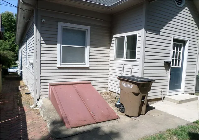 28th image of 526 N 4 St, Atchison, KS 66002 | MLS# 2638522