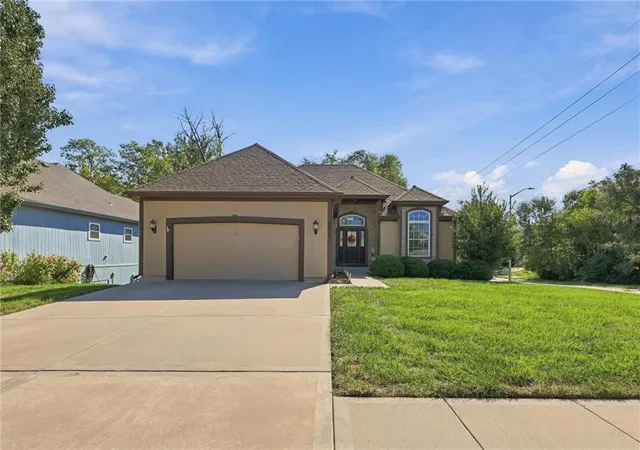 Photo 1 of Single family home for sale at 9451 N Adrian Ave, Kansas City, MO 64154 | MLS# 2638523 | Listing updated on 2026-10-07