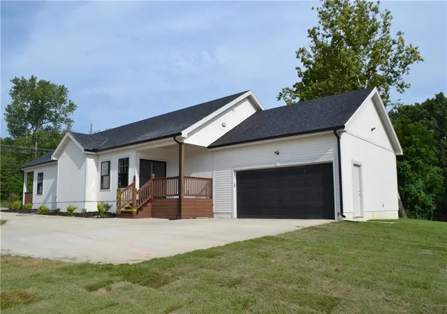 Photo 1 of Single family home for sale at 1619 N 55th St, Kansas City, KS 66102 | MLS# 2638534 | Listing updated on 2026-10-03