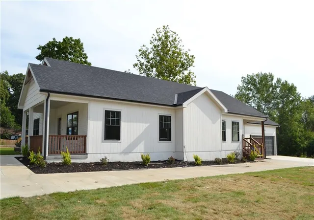 2nd image of 1619 N 55th St, Kansas City, KS 66102 | MLS# 2638534