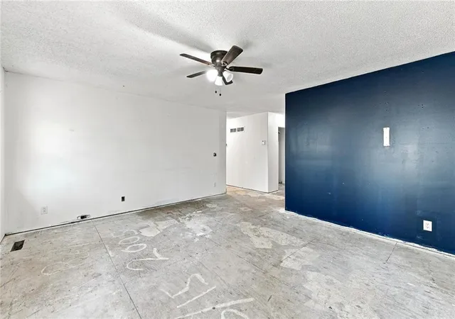 5th image of 25791 Columbia Rd, Paola, KS 66071 | MLS# 2638536