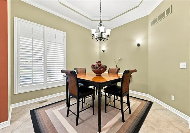 Photo 4 of Sale Pending at 6833 Woodside Ave, Kansas City, MO 64133 | MLS# 2638542 | Listing updated on 2026-09-07