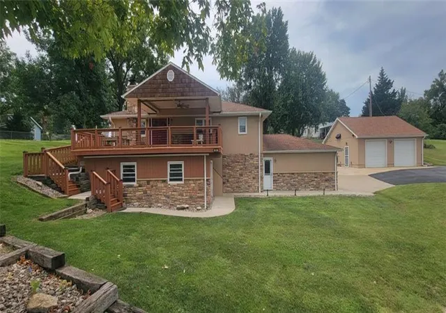 2nd image of 5001 Nw High Dr Dr Nw, Riverside, MO 64150 | MLS# 2638551