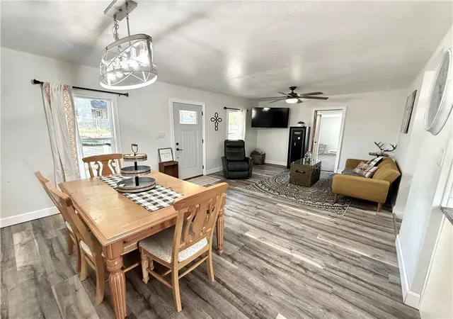 5th image of 424 2Nd St, Barnard, MO 64423 | MLS# 2638554