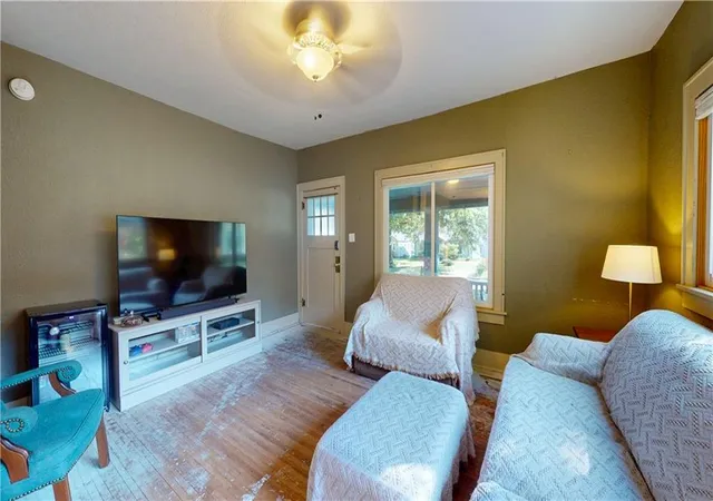 Photo 3 of Single family home for sale at 822 S Mulberry St, Ottawa, KS 66067 | MLS# 2638558 | Listing updated on 2026-10-12