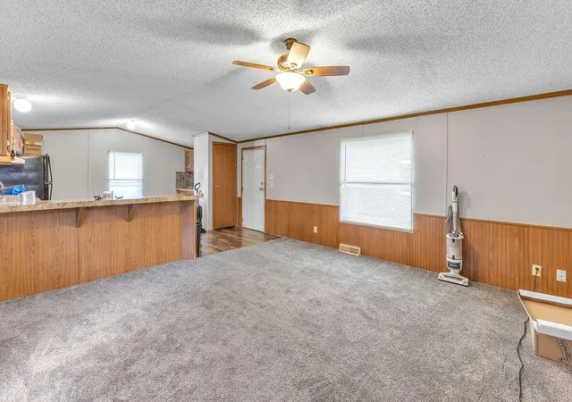 3rd image of 309 E Walnut Ave, Stewartsville, MO 64490 | MLS# 2638562