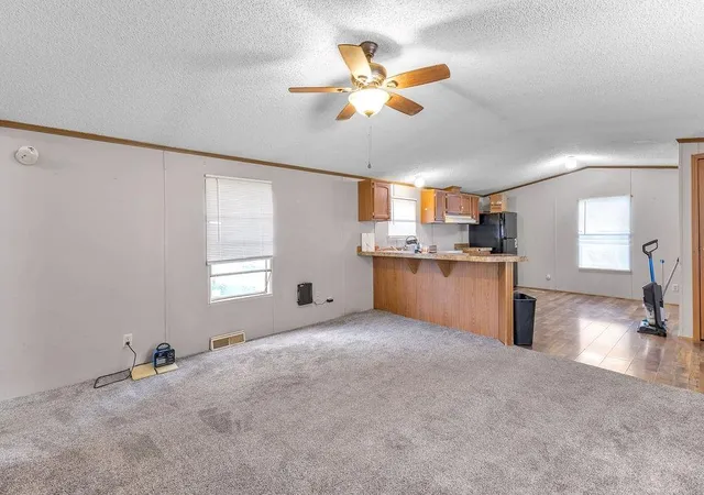 5th image of 309 E Walnut Ave, Stewartsville, MO 64490 | MLS# 2638562