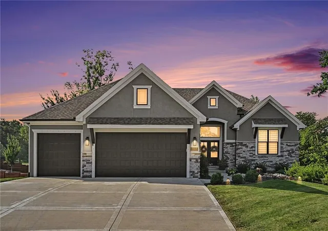Photo 1 of Sale Pending at 5507 Nw 111th Place, Kansas City, MO 64154 | MLS# 2638566 | Listing updated on 2026-09-16