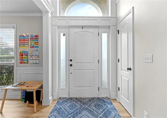 Photo 3 of Sale Pending at 9924 N Marsh Ave, Kansas City, MO 64157 | MLS# 2638567 | Listing updated on 2026-09-16