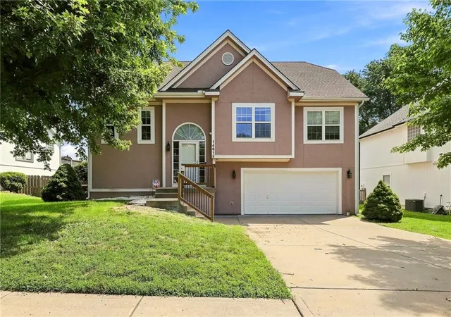 1st image of 14613 Wicklow St, Smithville, MO 64089 | MLS# 2638572