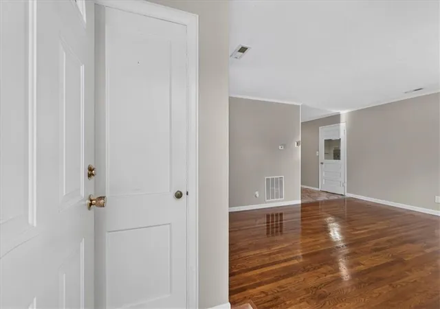 Photo 2 of Single family home for sale at 11501 W 68Th St, Shawnee, KS 66203 | MLS# 2638574 | Listing updated on 2026-09-21