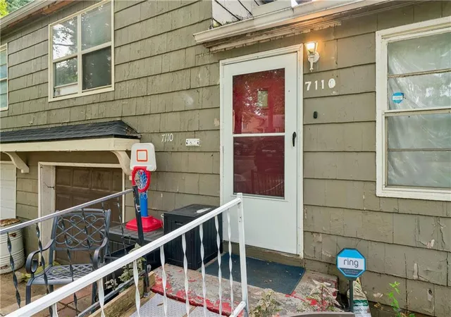 Photo 3 of Sale Pending at 7110 Virginia Ave, Kansas City, MO 64131 | MLS# 2638584 | Listing updated on 2026-09-26