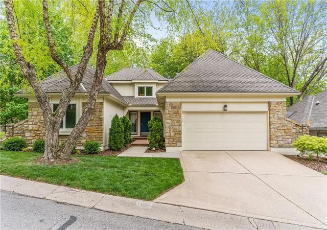 Photo 2 of Sale Pending at 112 W 123rd Ter, Kansas City, MO 64145 | MLS# 2638585 | Listing updated on 2026-09-13