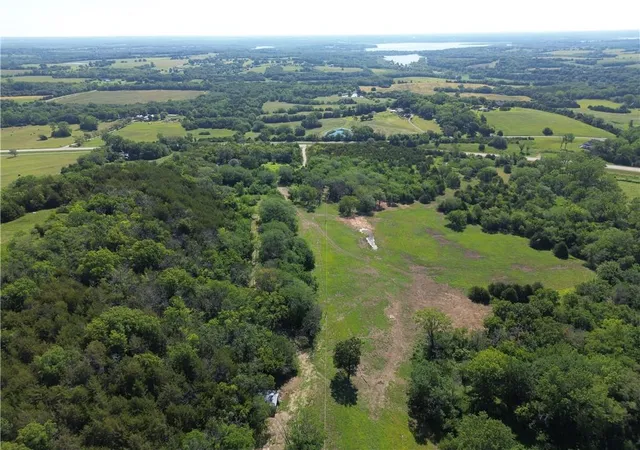 1st image of 5781 Cecil Dr, Ozawkie, KS 66070 | MLS# 2638587