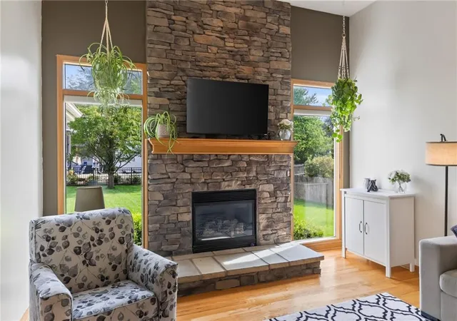 4th image of 9431 N Monroe Ct, Kansas City, MO 64156 | MLS# 2638588