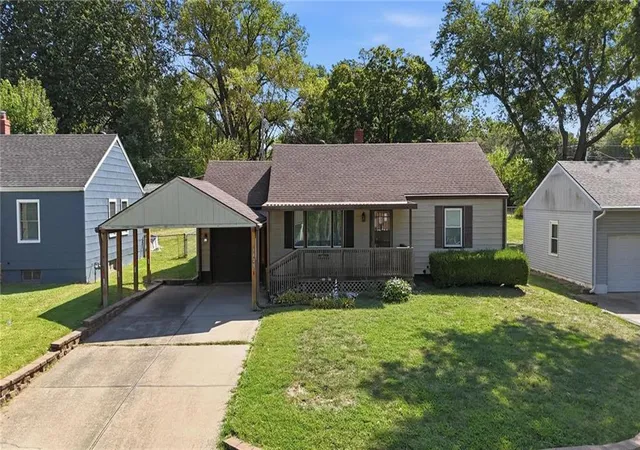 Photo 1 of Sale Pending at 3129 Englewood Ter, Independence, MO 64052 | MLS# 2638590 | Listing updated on 2026-09-06