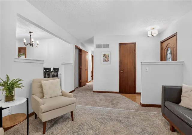 Photo 4 of Sale Pending at 6901 N Mercier St, Kansas City, MO 64118 | MLS# 2638596 | Listing updated on 2026-08-31